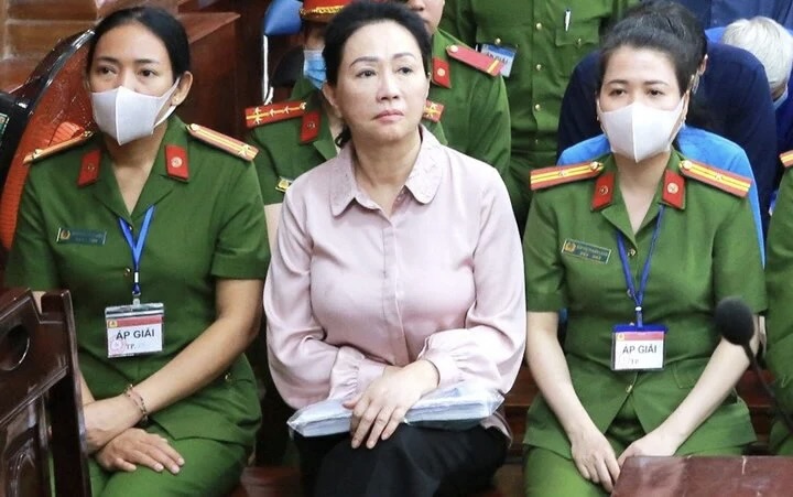 Truong My Lan 15 13071725 1