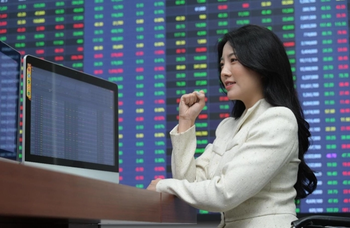 Co Phieu Chung Khoan Len Dong Sau Tin Van Hanh Krx Vn Index Hoi Phuc 15 Diem 2