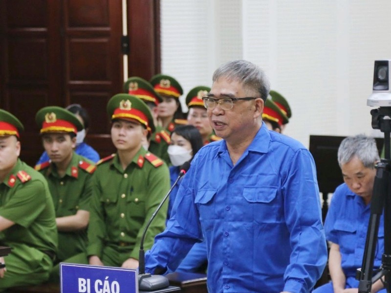 Ong Do Huu Ca Linh An 10 Nam Tu 1