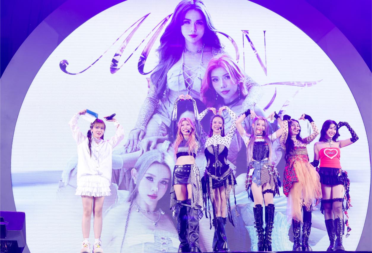 Lunas Fanmeeting 4 2