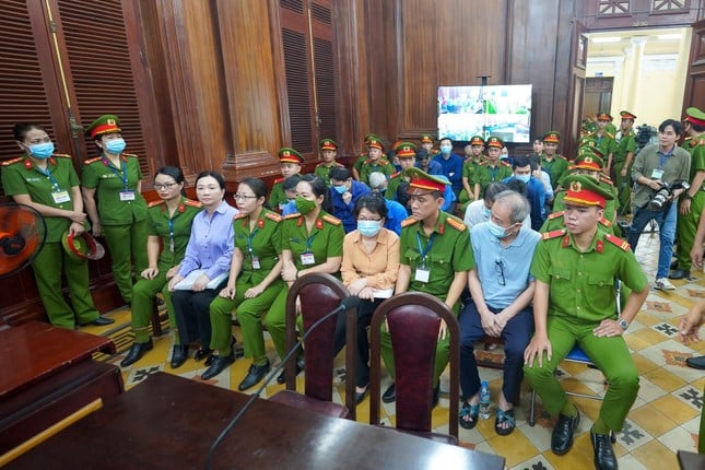 Ba Truong My Lan Chuyen Hon 4 Ty Usd Ra Nuoc Ngoai 1