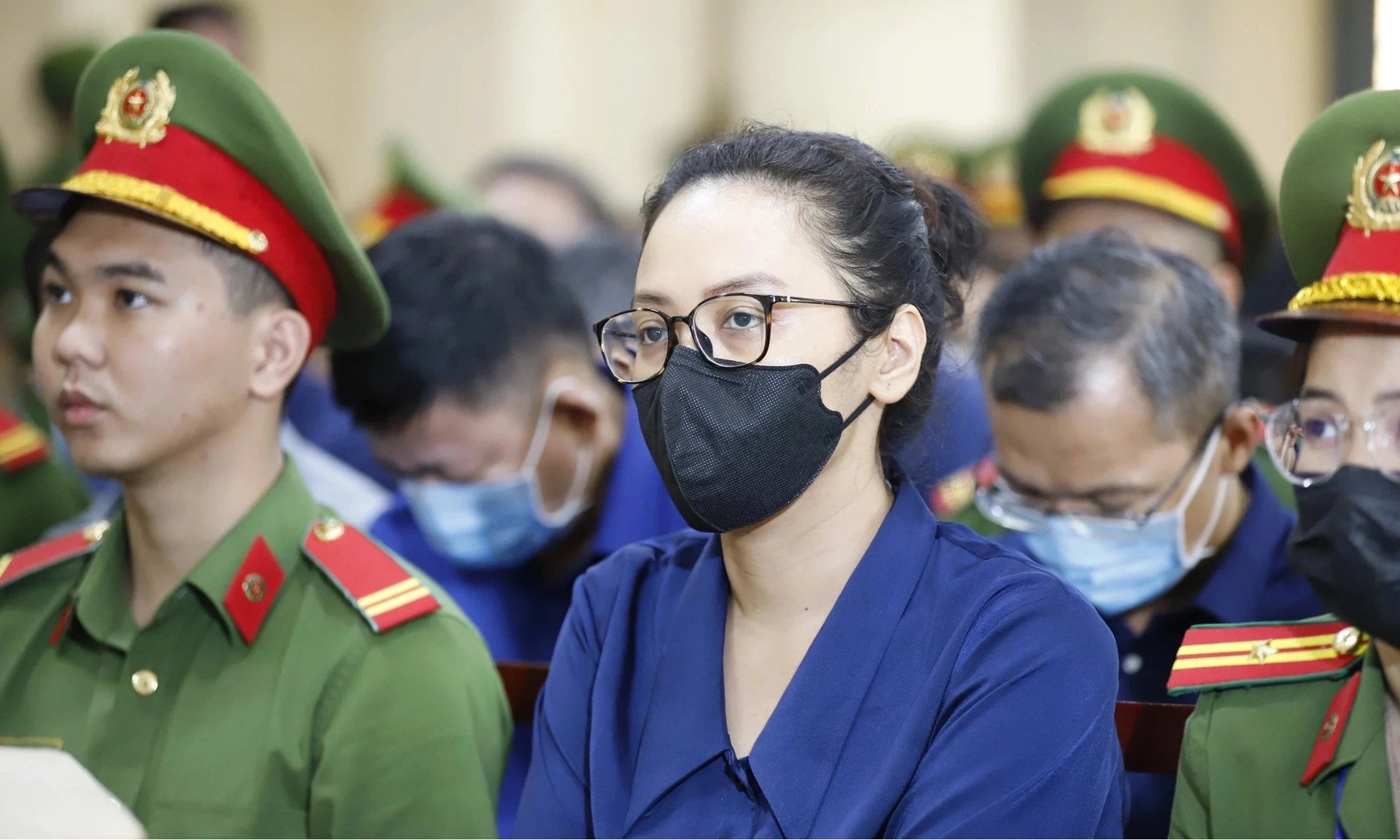 So Tien Khong Lo Ma Truong Hue Van Tiep Tay Cho Truong My Lan Lua Dao Chiem Doat 1