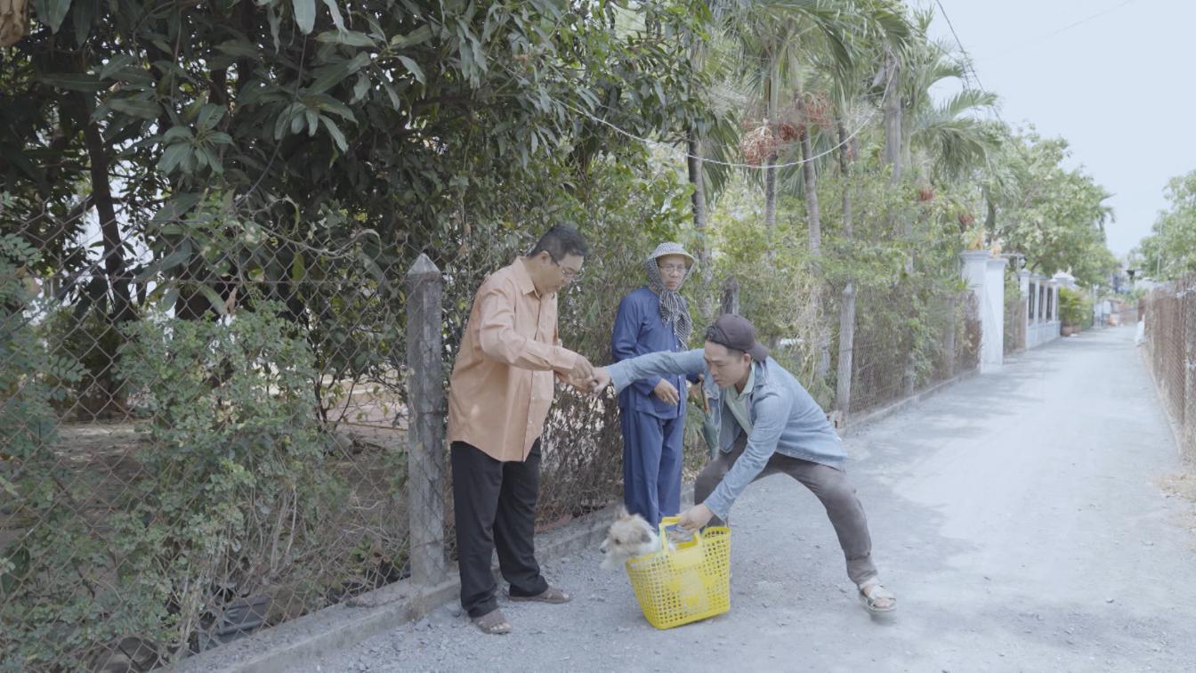 Tap 60 Ccbbp Sua Lan 2.mpg.00 12 34 10.still021 1 1