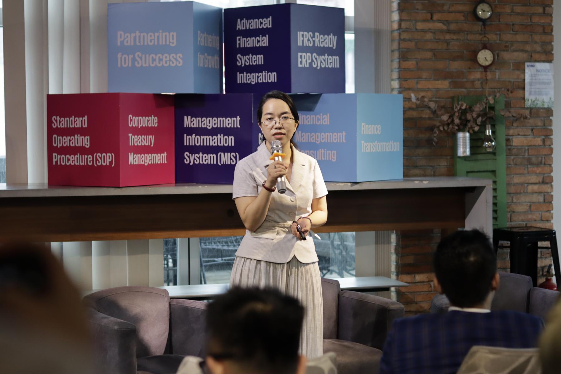 Ba Huynh Thanh Tuyen Giam Doc Tham Dinh Gia Va Tu Van Cua Knight Frank Viet Nam 1 1