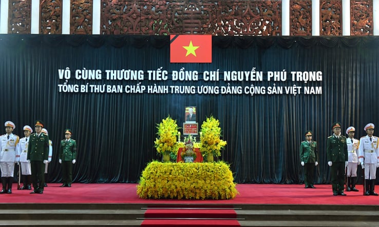Le Quoc Tang Tong Bi Thu Nguyen Phu Trong 2
