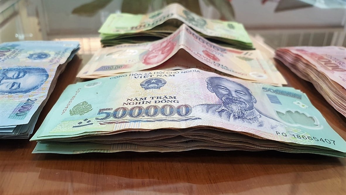 Truong My Lan Phat Hanh 25 Ma Tpdn Lua Ban Cho 35 800 Nguoi Thu Hon 30 800 Ty 1