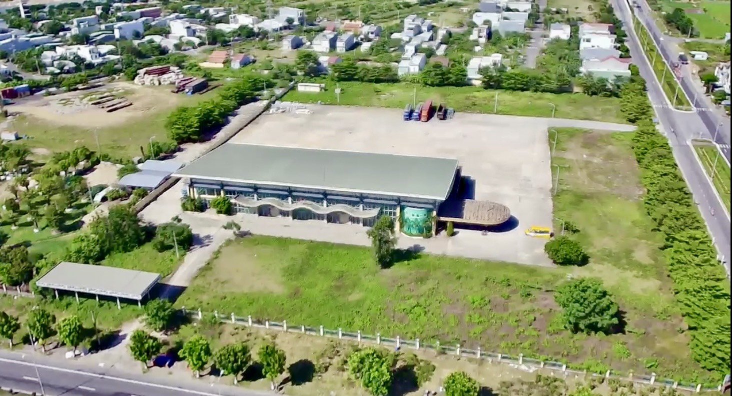 Ben Xe Rong 3ha Bo Hoang 12 Nam O Da Nang Bi Ngan Hang Rao Ban Siet No 16