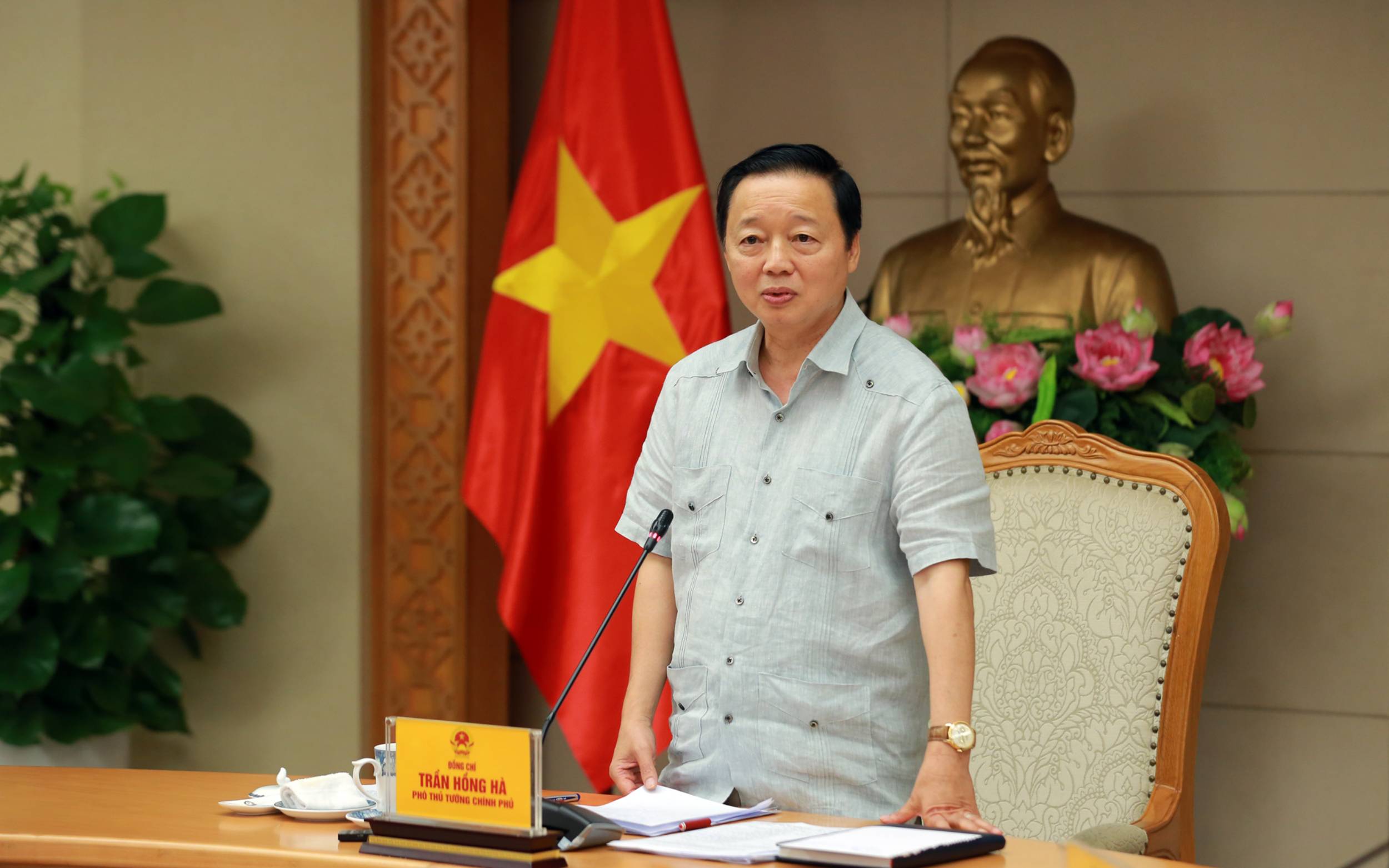 Pho Thu Tuong De Nghi Noi Room Dien Mat Troi Mai Nha Tu San Tu Tieu 4