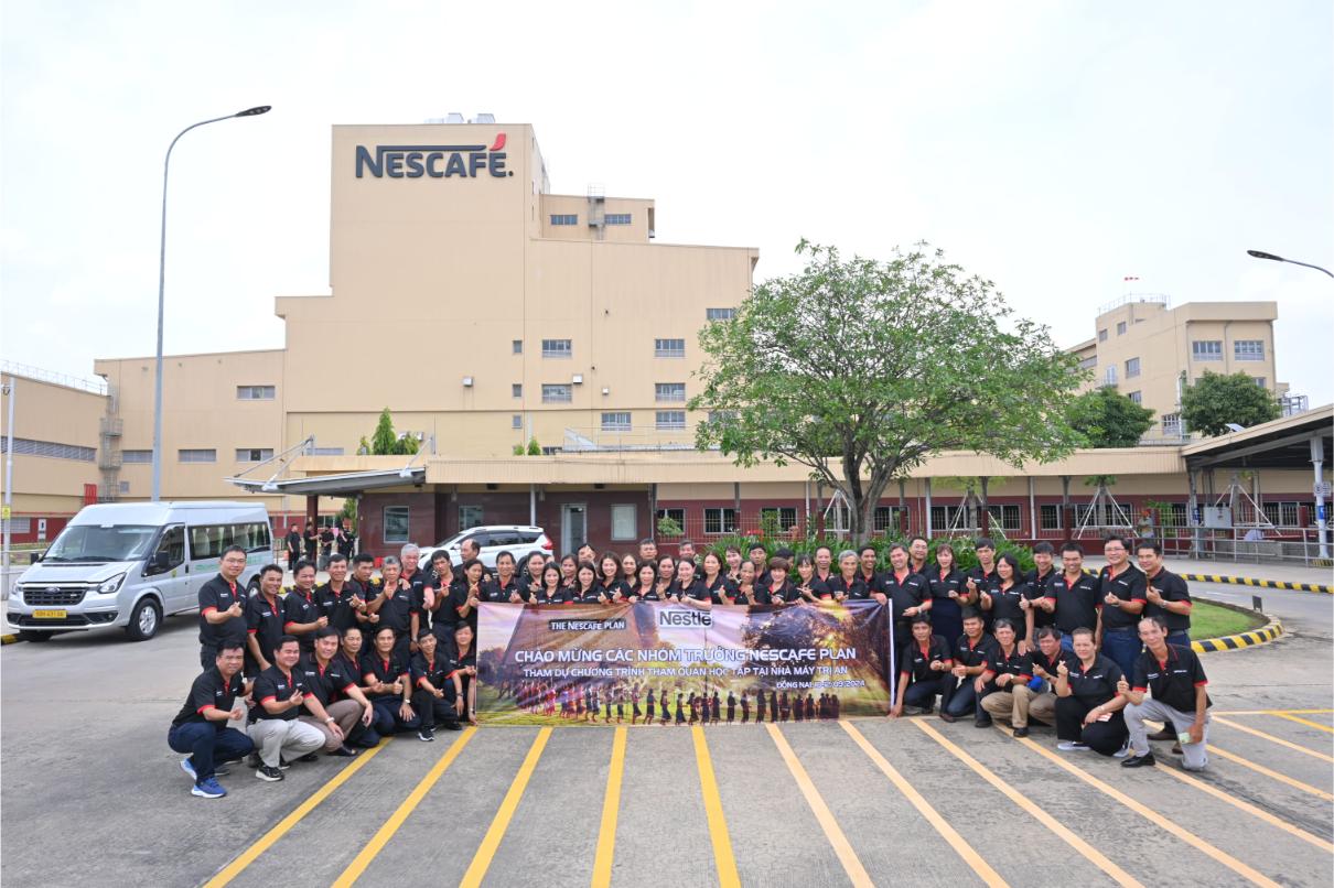 Doan Nong Dan Nescafe Plan Tai Nha May Nestle Tri An 3 1