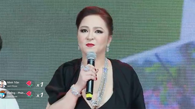 Ba Nguyen Phuong Hang Xuat Hien Ung Ho 10 Ty Dong Giup Do Dong Bao Lu Lut 1