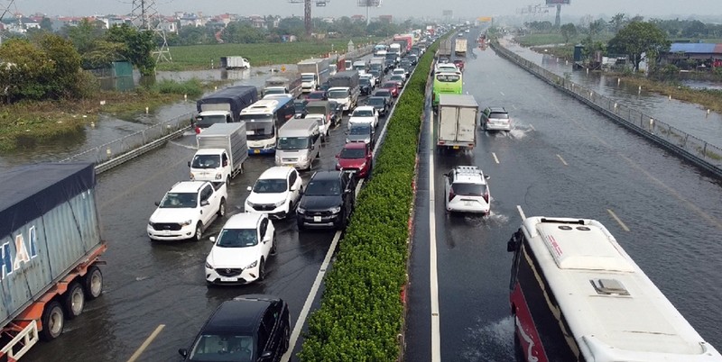 Cao Toc Phap Van Cau Gie Van Ngap Ung O To Un U Keo Dai 1