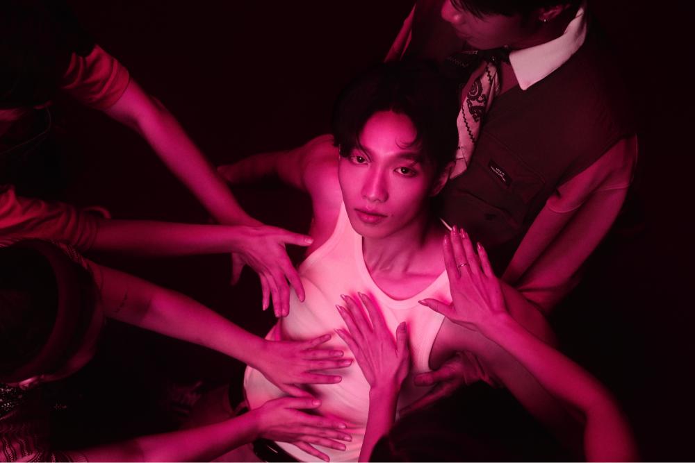 Hoang Dung Noi Gi Ve Doi Mat Voi Rui Ro Khi Lot Xac 180 Do Trong Am Nhac 11