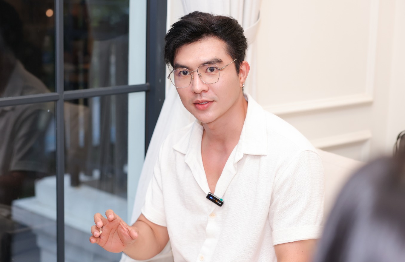 Li Do Steven Nguyen Nhan Dong Phim Co Trang 2