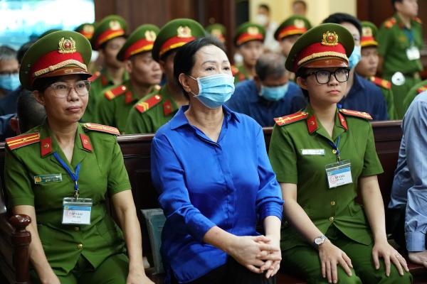 Truong My Lan Gd2 Re 1201 1 2