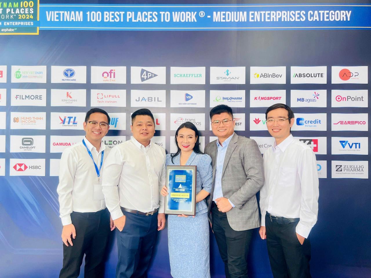 2. Schaeffler Xep Hang Thu 23 Trong Top 100 Noi Lam Viec Tot Nhat Viet Nam 2024 – Hang Muc Doanh Nghiep Vua 3