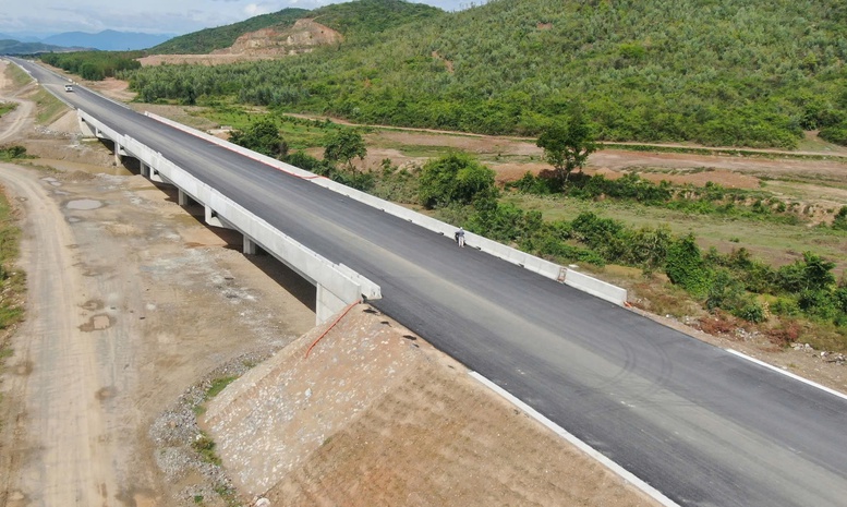De Xuat Khai Thac Som 70km Cao Toc Van Phong Nha Trang Do Vuot Tien Do 8 Thang 1