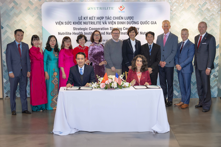 Amway Hop Tac Chien Luoc Cung Vien Dinh Duong Quoc Gia Nang Cao Suc Khoe Cong Dong 5