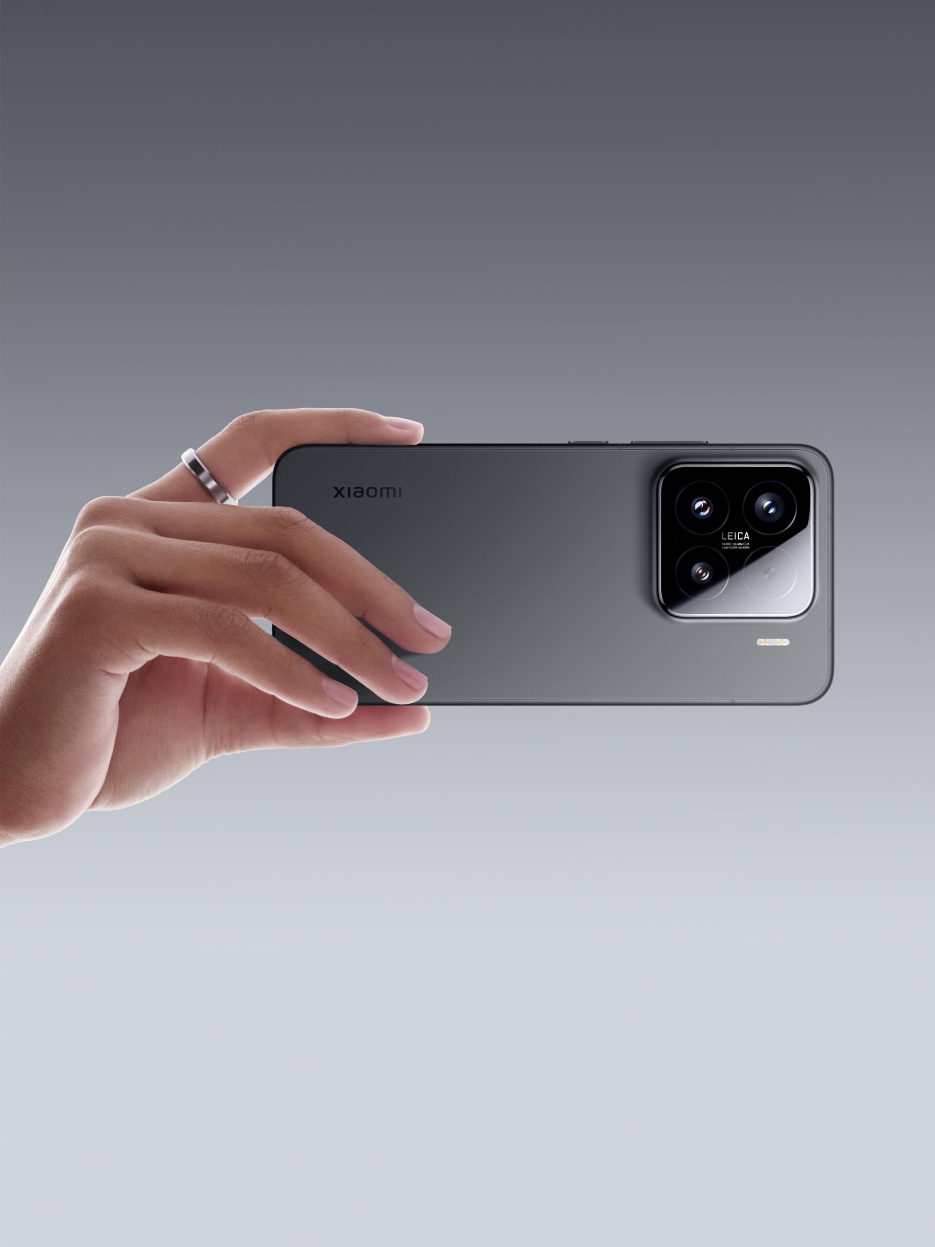 Xiaomi 15 Series Tuy t nh Nhi p nh V i Leica Summilux V Tr i 
