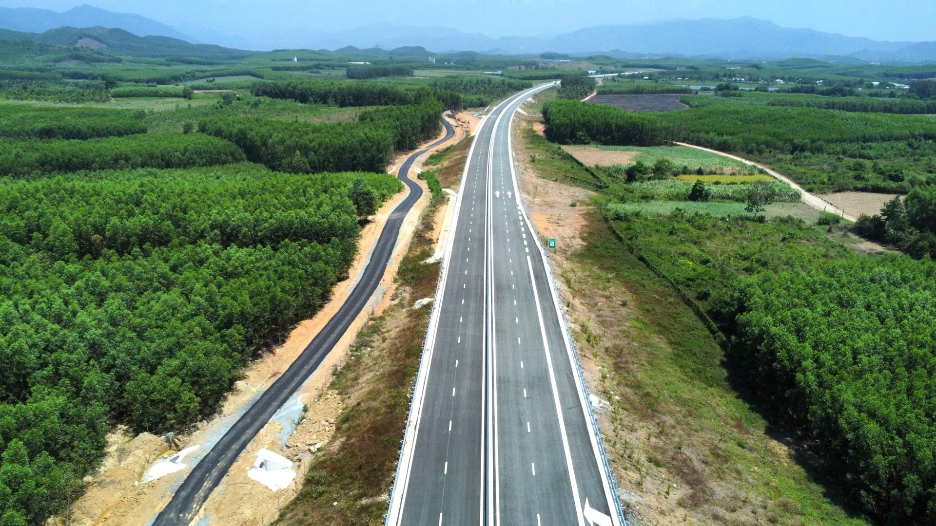 Trai Nghiem 70km Cao Toc Van Phong Nha Trang Vua Dua Vao Khai Thac 9