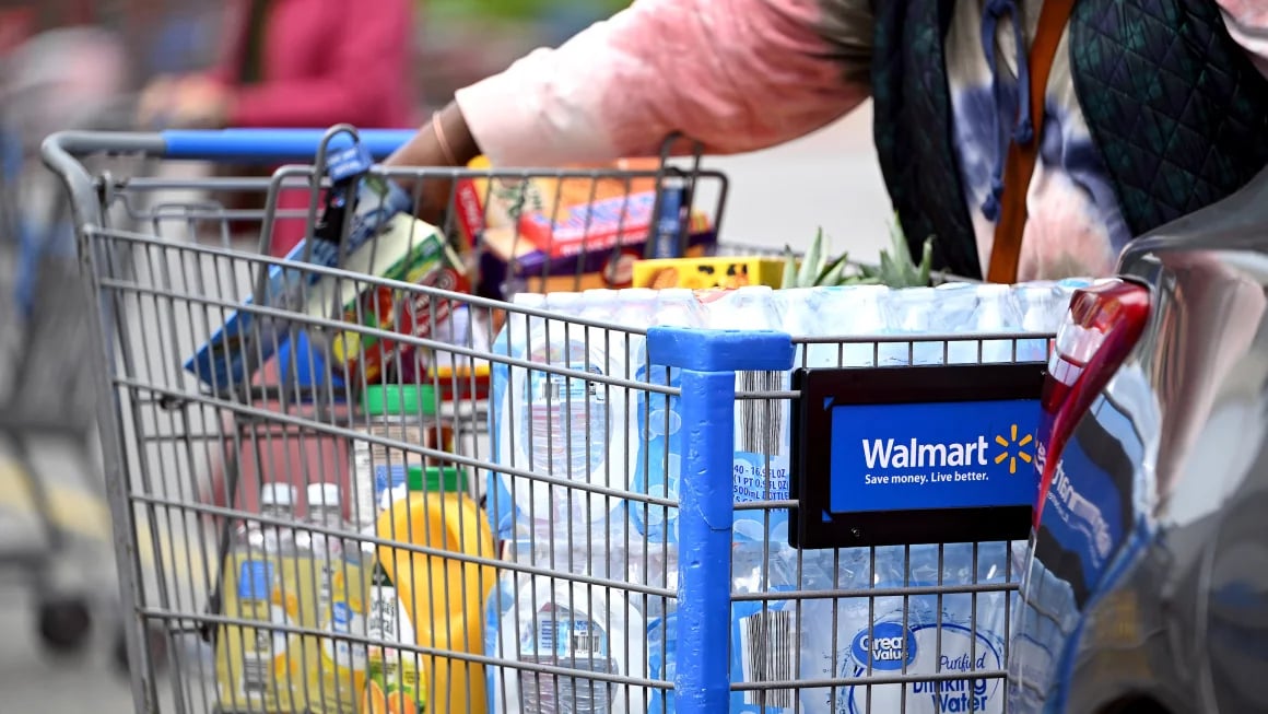 Tong Thong Trump Canh Bao Loat Ong Lon My Khong Lay Thue Quan Lam Co Tang Gia 1