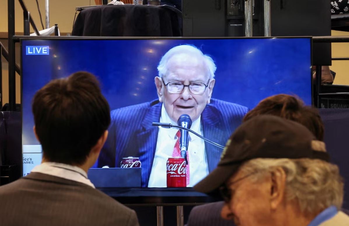 Tuoi 94 Ty Phu Warren Buffett Chinh Thuc Nghi Huu Ket Thuc Mot Ky Nguyen Dau Tu Vi Dai 3