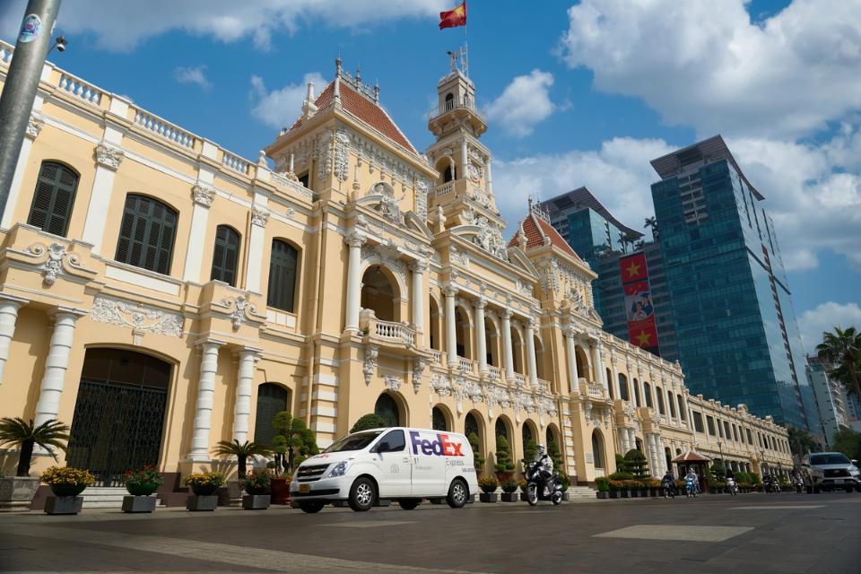 Fedex Vietnam Go Direct Serve 1 1