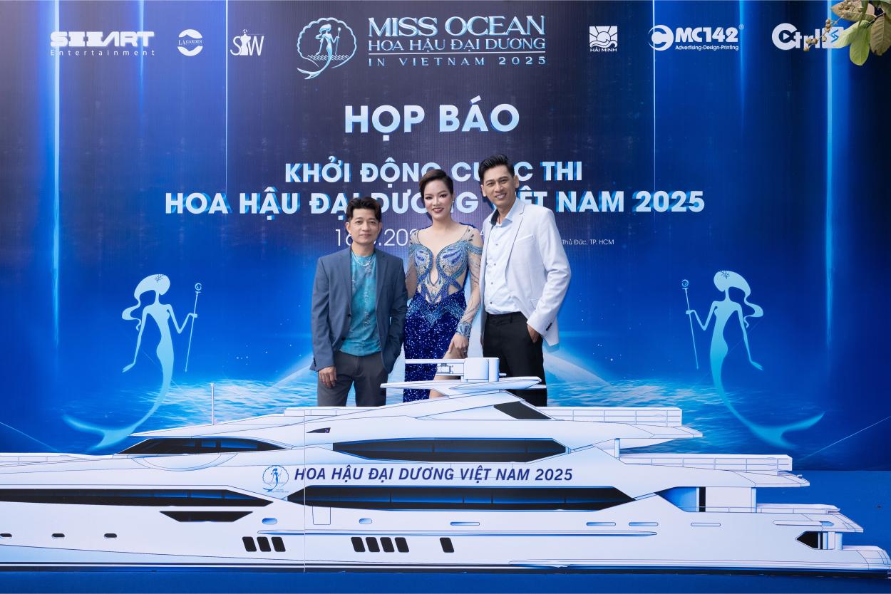 Ntk Thuận Việt Siêu Mẫu Phùng Ngọc Yến & Chồng