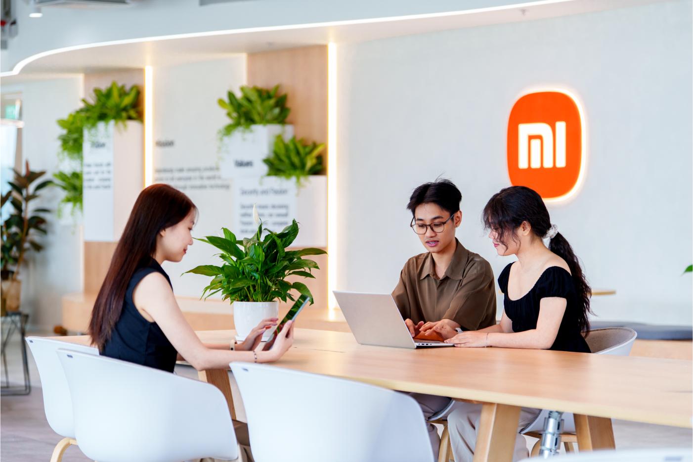 Xiaomi Office 13 1 2