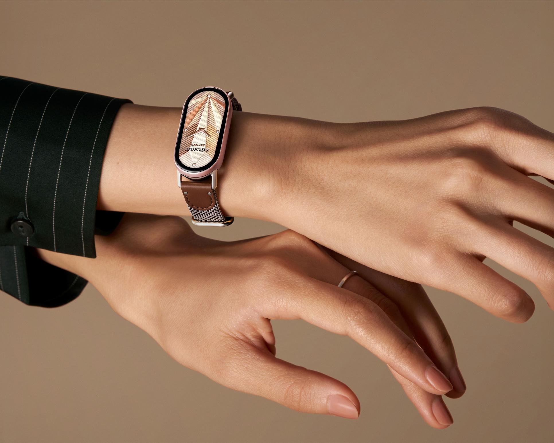 Xiaomi Smart Band 10 Model Angle 6 (2)