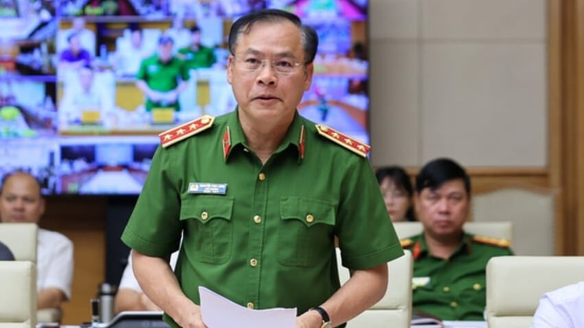 Bo Cong An Diem Ten 2 He Sinh Thai Doanh Nghiep Ban 11 000 Ty Dong Hang Gia 1