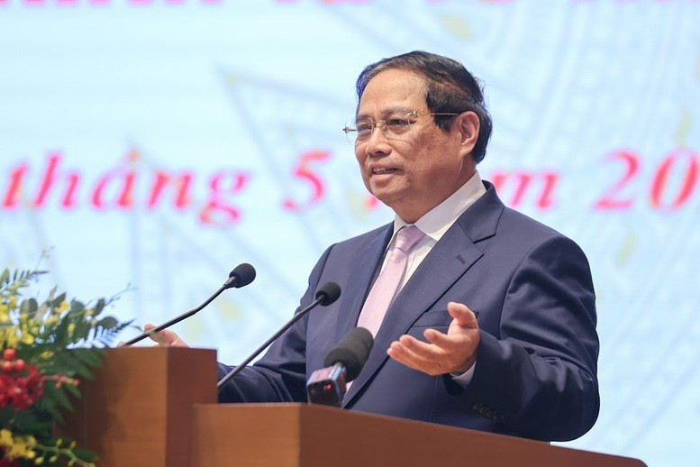 Bố trí làm việc tại nhiều trụ sở giai đoạn đầu sắp xếp Bố trí làm việc tại nhiều trụ sở giai đoạn đầu sắp xếp