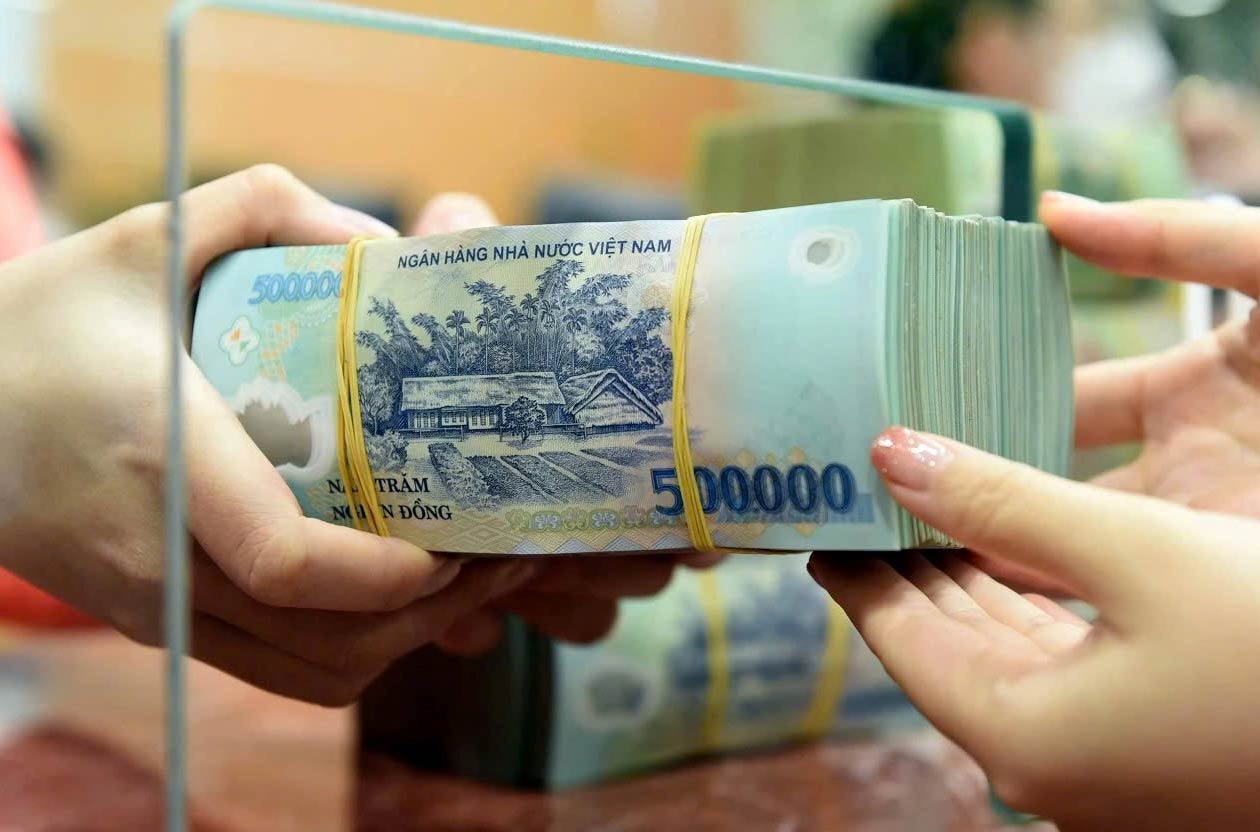 Cac Ngan Hang Chinh Thuc Duoc Quyen Thu Giu Tai San Bao Dam Cua Con No 1