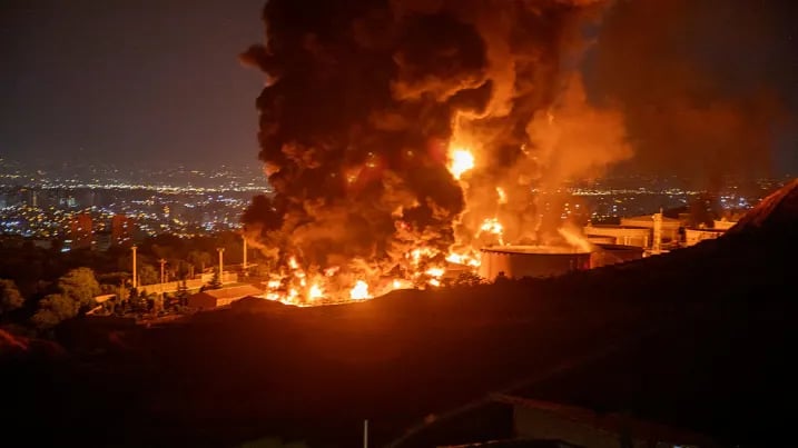 Israel không kích mỏ khí đốt lớn nhất thế giới của Iran, giá dầu tăng vọt Israel không kích mỏ khí đốt lớn nhất thế giới của Iran, giá dầu tăng vọt