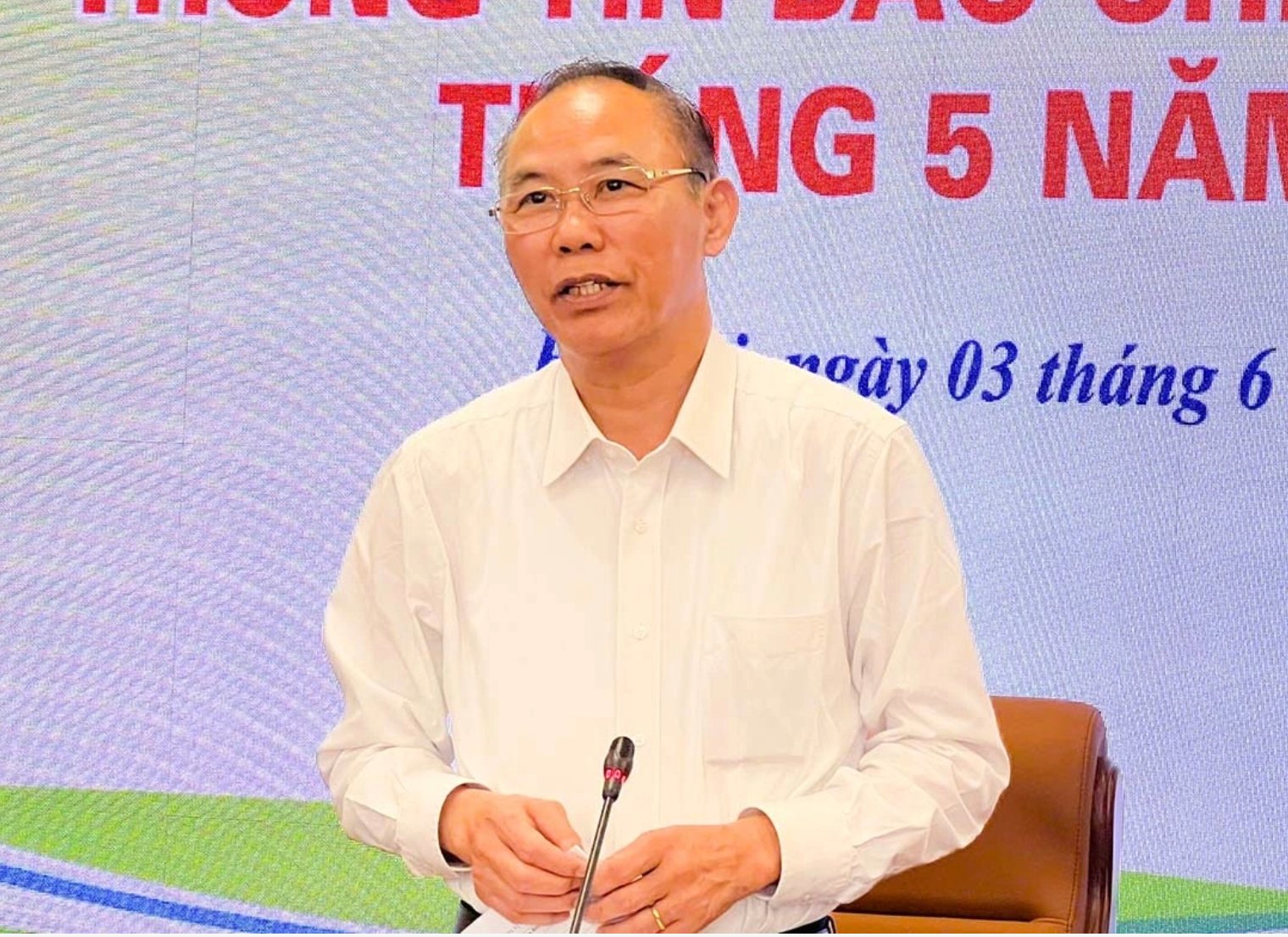 Thứ trưởng Bộ NN-MT: Chuyển hồ sơ vụ C.P. Việt Nam sang Bộ Công an Thứ trưởng Bộ NN-MT: Chuyển hồ sơ vụ C.P. Việt Nam sang Bộ Công an