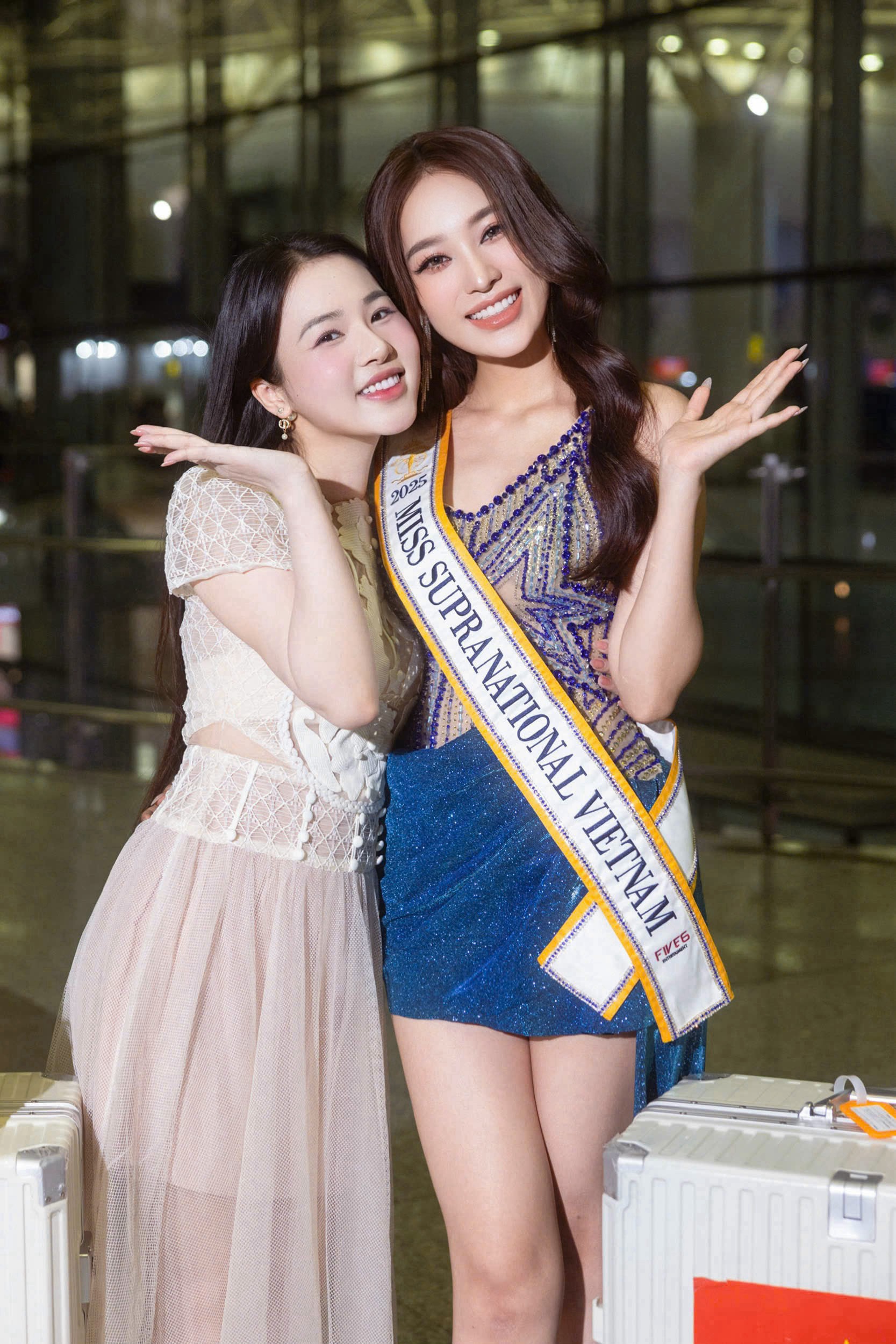 Vo Cao Ky Duyen Khoi Hanh 411749542902