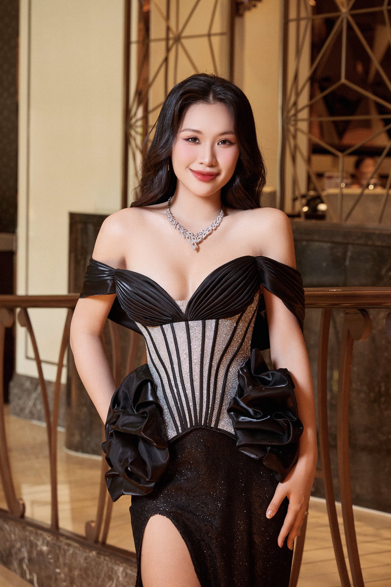 Catwalk Director “người đẹp Thể Thao” Hoa Hậu Hoàn Vũ Việt Nam 2023 Trần Thu Huyền