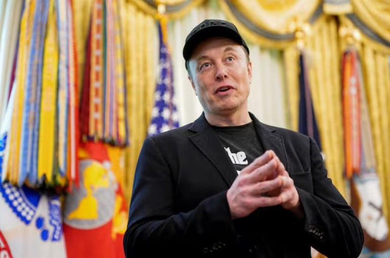 Bat Dong Voi Tong Thong Trump Ty Phu Elon Musk Lap Dang Nuoc My 1