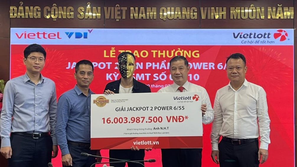 Chọn dãy số ngày tháng sinh gia đình, công nhân tại TP. HCM trúng Vietlott 16 tỷ đồng Chọn dãy số ngày tháng sinh gia đình, công nhân tại TP. HCM trúng Vietlott 16 tỷ đồng