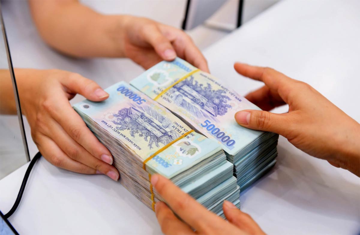Đề xuất tính thuế 20% trên lãi bán chứng khoán Đề xuất tính thuế 20% trên lãi bán chứng khoán