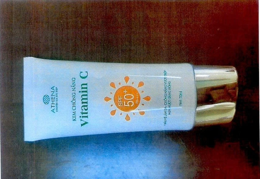 Dinh Chi Luu Hanh Thu Hoi 2 My Pham Kem Chong Nang Gia 2