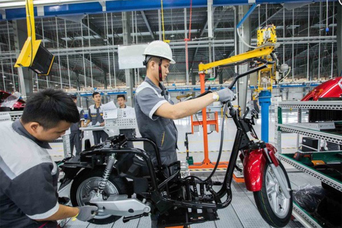 Hà Nội cấm xe xăng, điểm tên doanh nghiệp hưởng lợi lớn Hà Nội cấm xe xăng, điểm tên doanh nghiệp hưởng lợi lớn