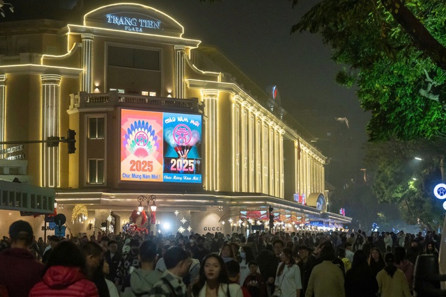 Ha Noi Lap Dat Huy Dong 284 Man Hinh Led Phuc Vu Le Ky Niem Quoc Khanh 2 9 1