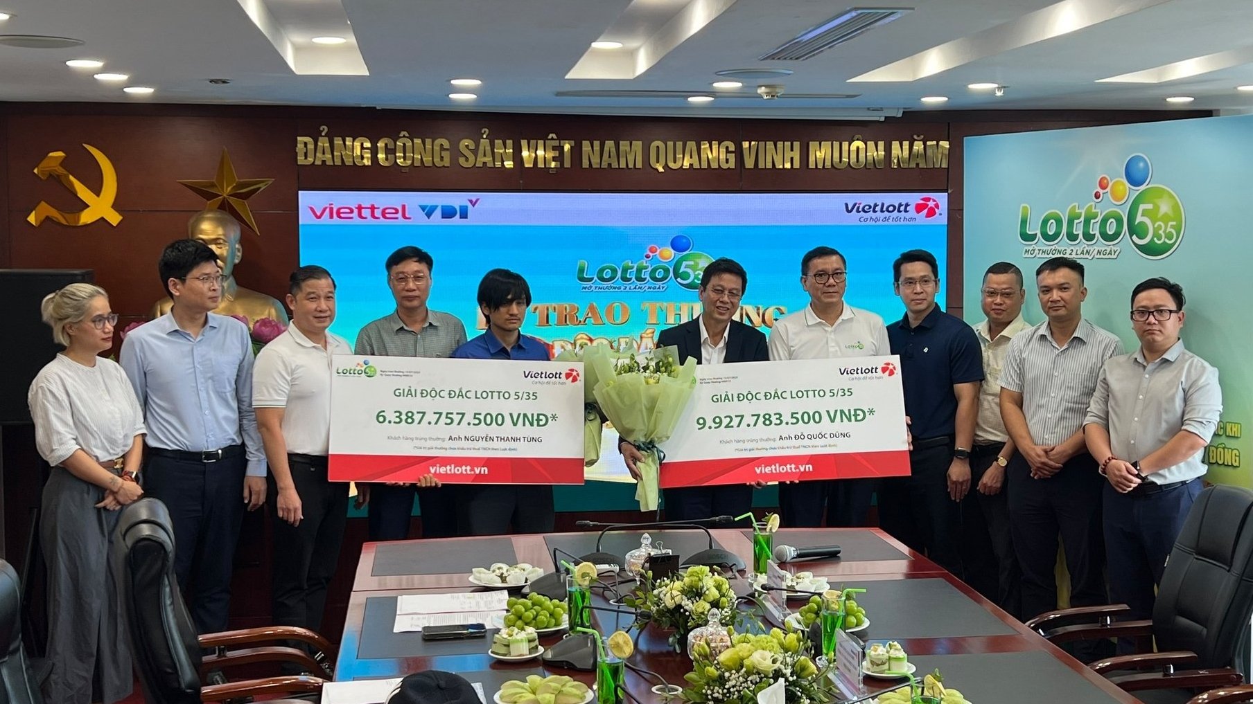 Người chơi Vietlott không tin trúng tiền tỷ cho đến khi tiền thưởng vào tài khoản Người chơi Vietlott không tin trúng tiền tỷ cho đến khi tiền thưởng vào tài khoản