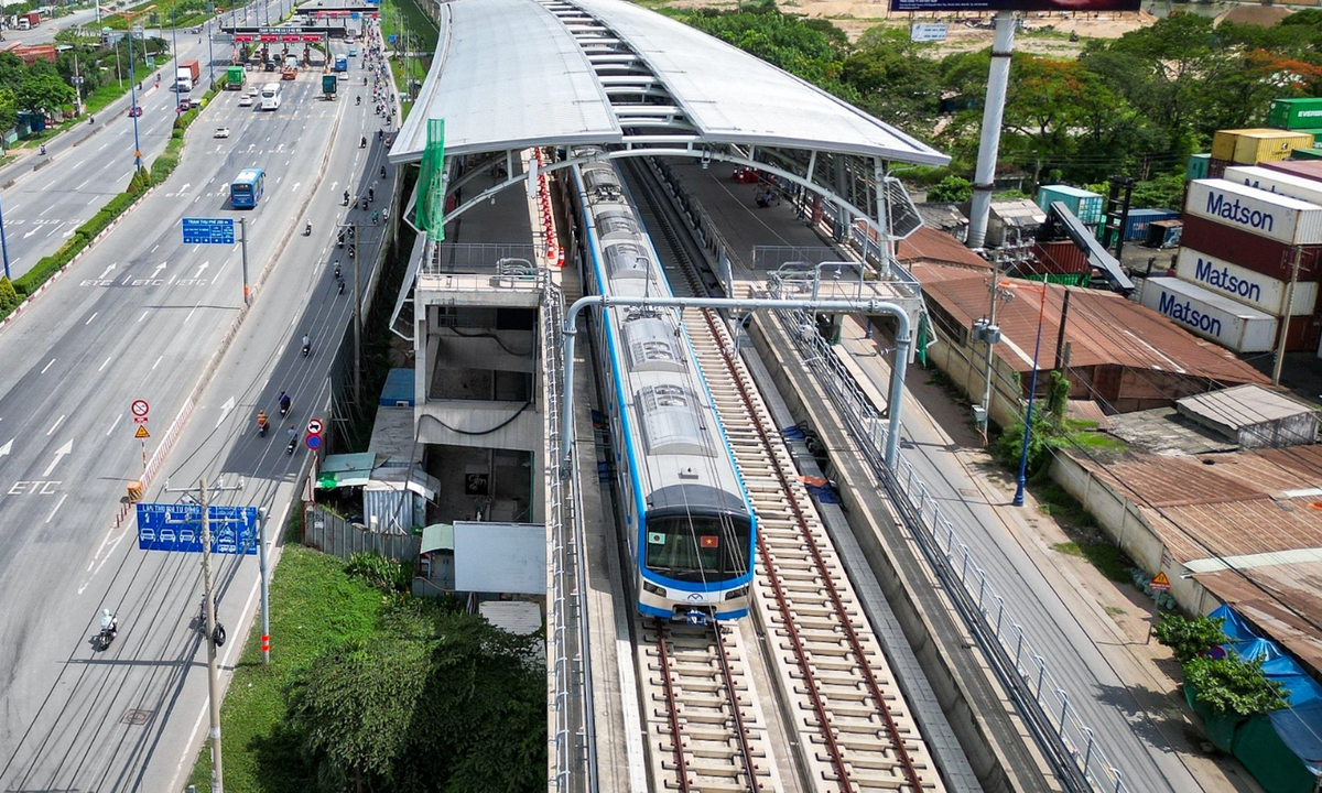 TP HCM kiến nghị thực hiện 2 tuyến metro 100.000 tỷ TP HCM kiến nghị thực hiện 2 tuyến metro 100.000 tỷ