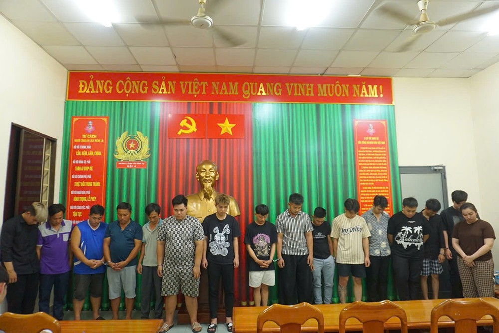 Triet Pha Duong Day Chuyen Cung Cap Bong Cuoi Cho Dan Choi