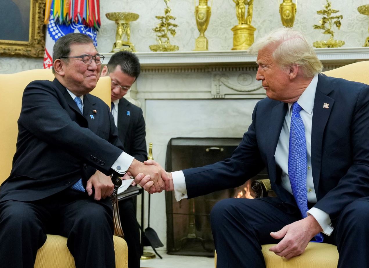 Trump Cong Bo Thoa Thuan Lon Nhat Lich Su Nhat Dau Tu 550 Ty Usd My Ap Thue 15 2