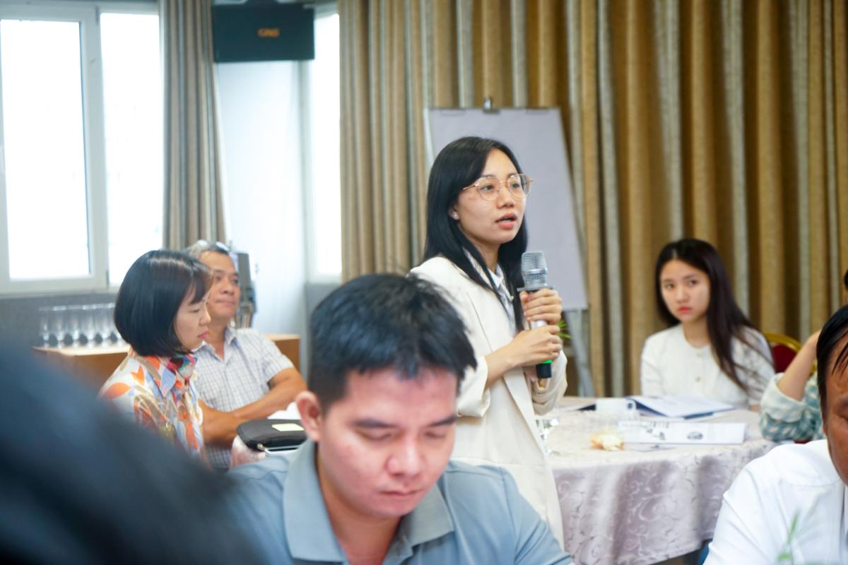 Đại Diện Lãnh đạo, Quản Lý Doanh Nghiệp Tham Gia Chương Trình Tập Huấn Trao đổi Cùng Diễn Giả Tại Buổi Tập Huấn