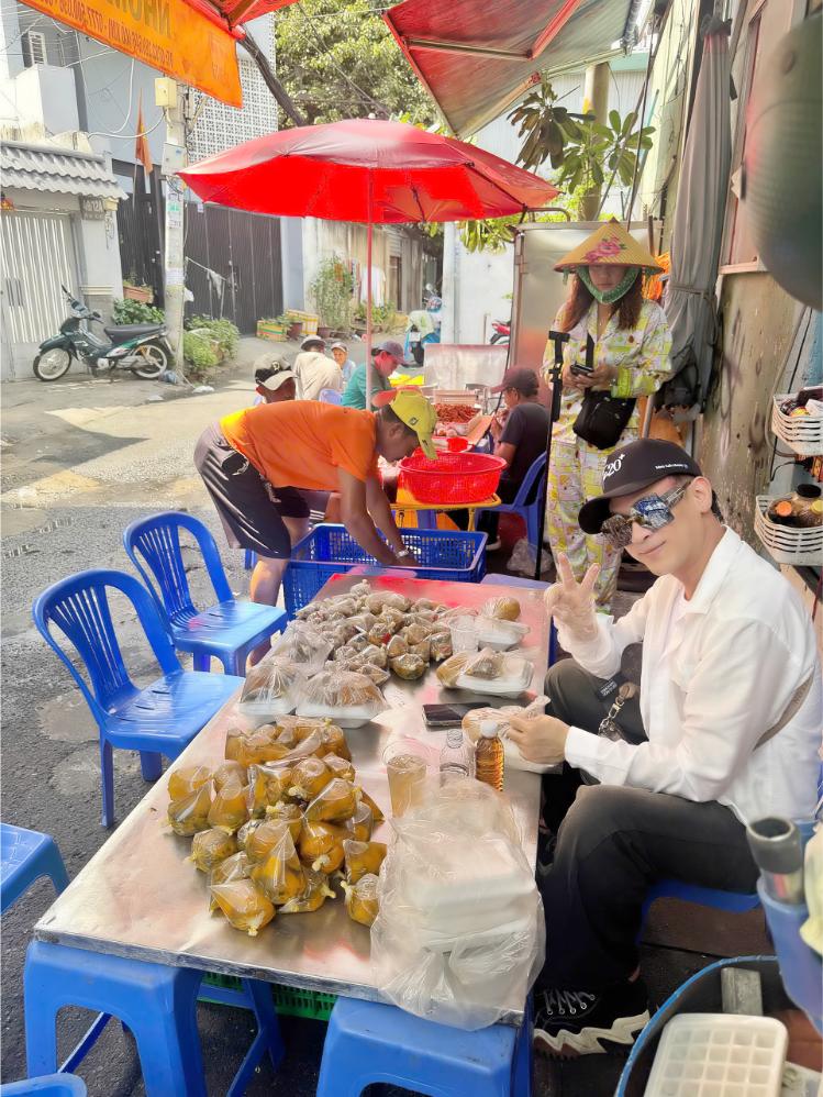 Nguyên Vũ Làm Từ Thiện (6) (1)