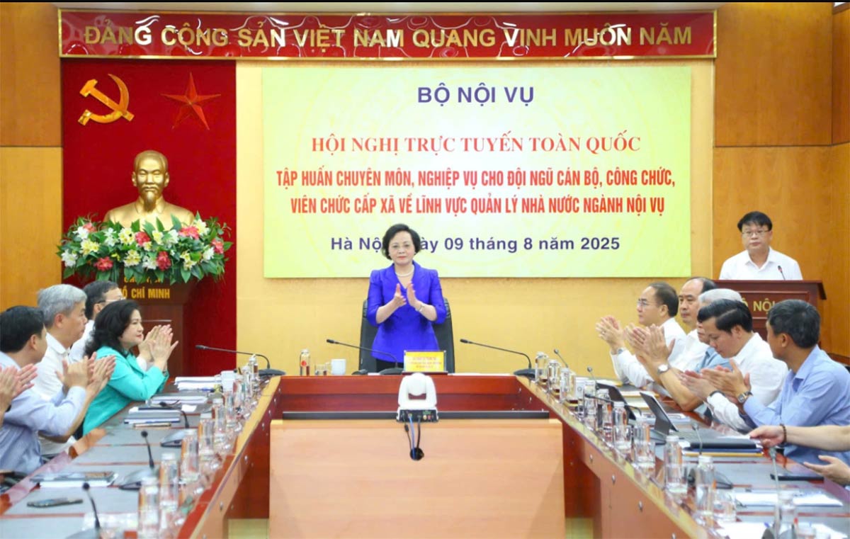 Bộ Nội vụ: Khuyến khích công chức nghỉ theo Nghị định 178 kết thúc trước 31/8 Bộ Nội vụ: Khuyến khích công chức nghỉ theo Nghị định 178 kết thúc trước 31/8