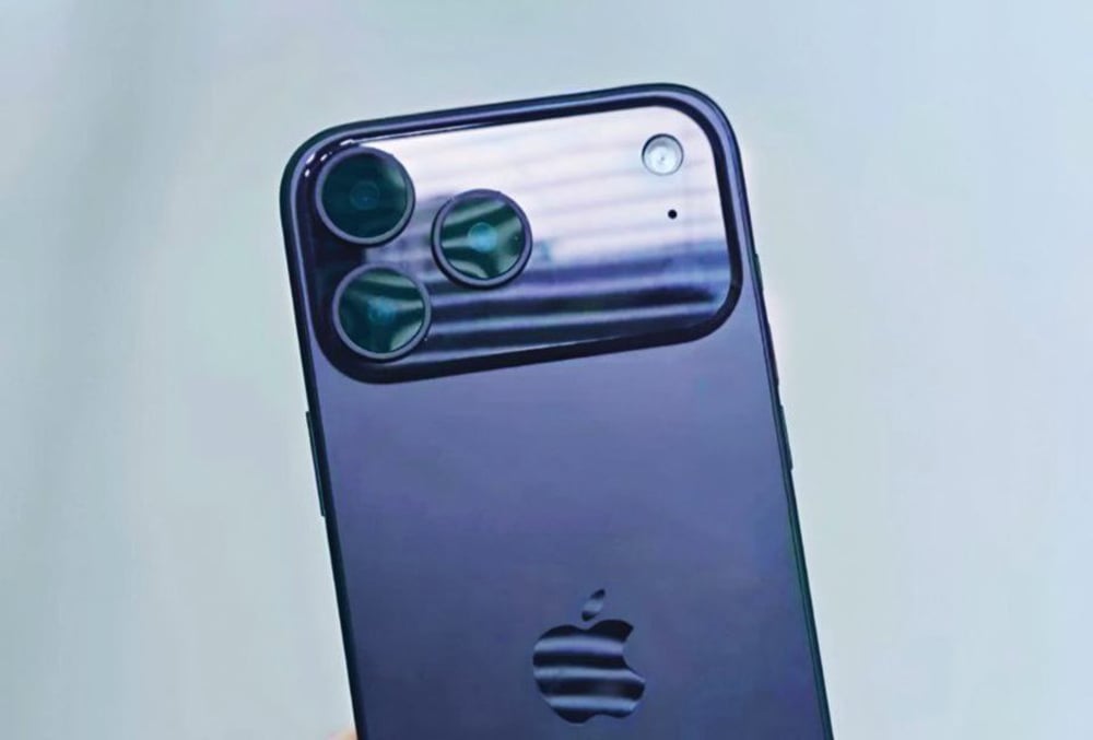 Nhung Doc Quyen Tren Iphone 17 Pro Max Khien Fan Ham Mo Bat Chap Gia 2